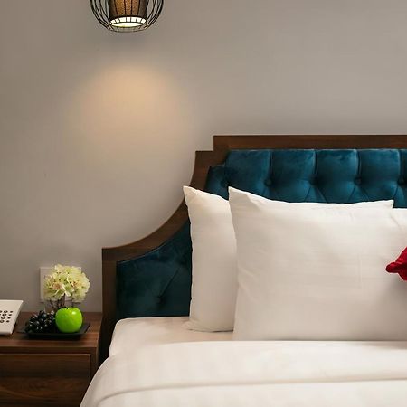 Sonata Central Hotel & Spa Ханой Екстериор снимка